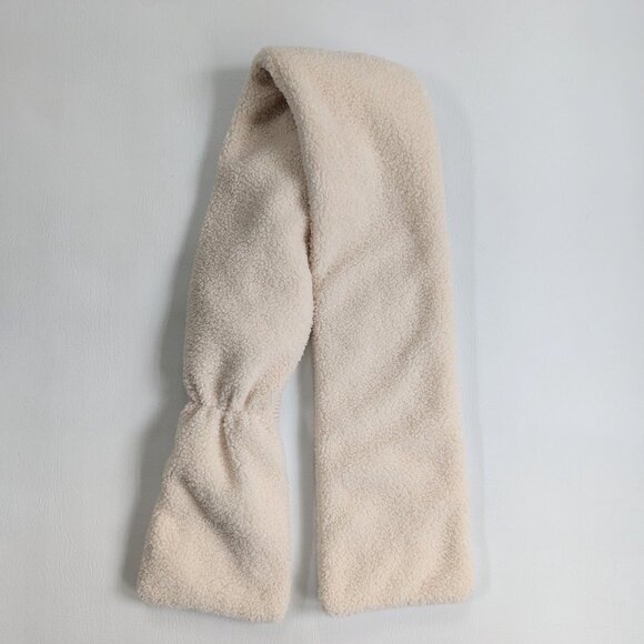 Koolaburra by Ugg Women's Faux Sherpa Pull Through Scarf Cream - Picture 6 of 6